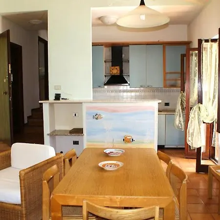 Magomadas Sleeps 5 Pool Wifi Tresnuraghes